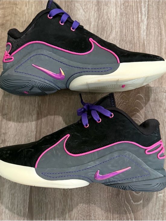 Nike Lebron Other - Nike LeBron 22 Blacklight Size 8M